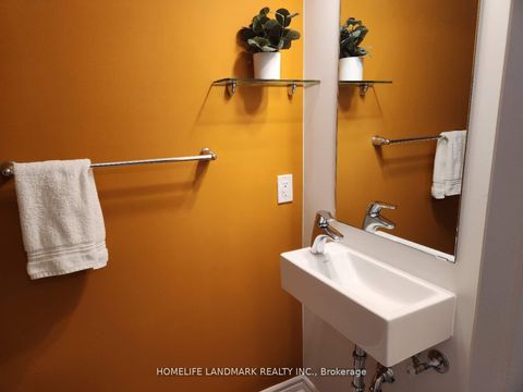 Photo 9 at 27 - 95 Eastwood Park Gardens, Long Branch, Toronto