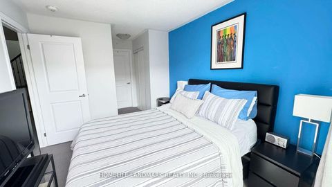 Photo 11 at 27 - 95 Eastwood Park Gardens, Long Branch, Toronto