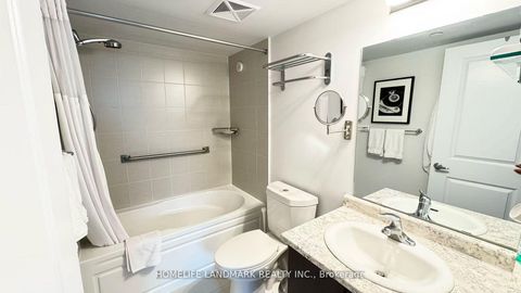 Photo 12 at 27 - 95 Eastwood Park Gardens, Long Branch, Toronto