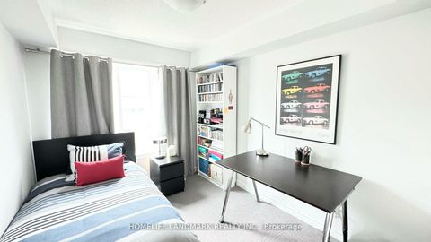 Photo 13 at 27 - 95 Eastwood Park Gardens, Long Branch, Toronto