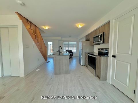 Photo 3 at 67 Fairlane Avenue, Painswick South, Barrie
