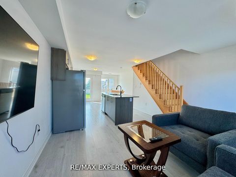 Photo 10 at 67 Fairlane Avenue, Painswick South, Barrie