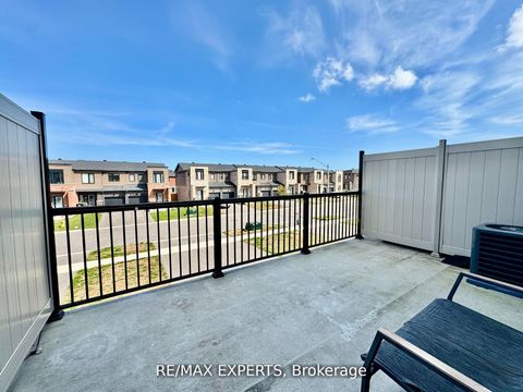 Photo 15 at 67 Fairlane Avenue, Painswick South, Barrie