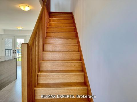 Photo 16 at 67 Fairlane Avenue, Painswick South, Barrie