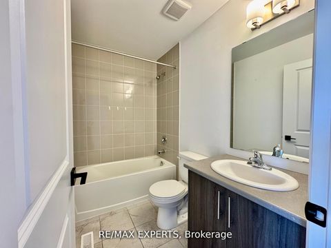 Photo 19 at 67 Fairlane Avenue, Painswick South, Barrie