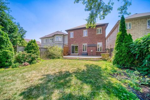 Photo 42 at 166 Townsgate Drive, Yorkhill, Vaughan