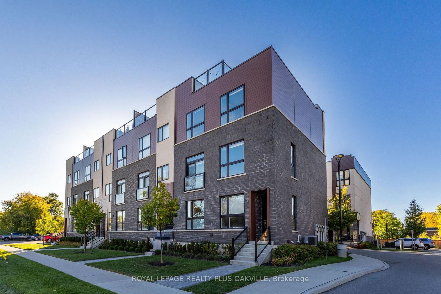 3228 Ellyn Common, Roseland, Burlington 