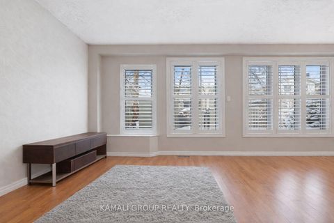 Photo 6 at 582 Lakeview Avenue, Lakeview, Oshawa