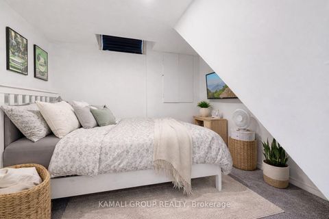 Photo 18 at 582 Lakeview Avenue, Lakeview, Oshawa