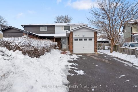 Photo 23 at 582 Lakeview Avenue, Lakeview, Oshawa