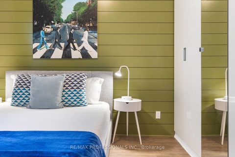 Photo 19 at 114 Manning Avenue, Bellwoods, Toronto