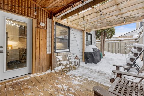 Photo 28 at 114 Manning Avenue, Bellwoods, Toronto