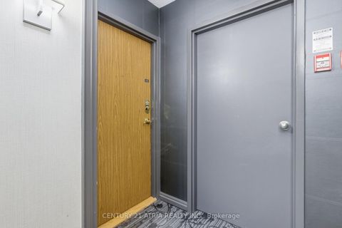 Photo 2 at 909 - 50 Baif Boulevard, North Richvale, Richmond Hill