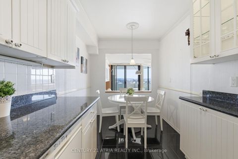 Photo 5 at 909 - 50 Baif Boulevard, North Richvale, Richmond Hill