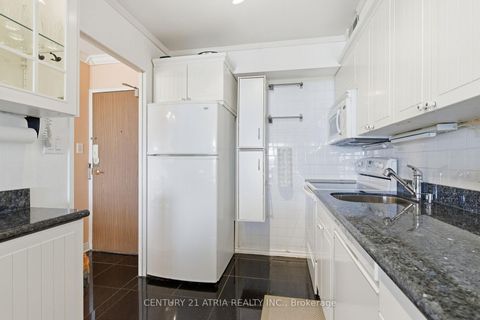 Photo 6 at 909 - 50 Baif Boulevard, North Richvale, Richmond Hill