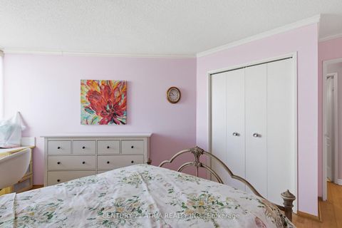 Photo 13 at 909 - 50 Baif Boulevard, North Richvale, Richmond Hill