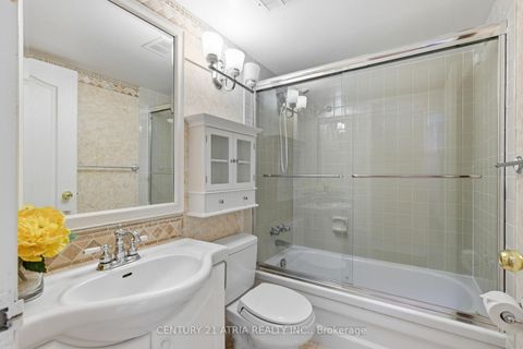 Photo 14 at 909 - 50 Baif Boulevard, North Richvale, Richmond Hill