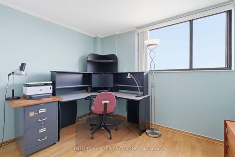 Photo 15 at 909 - 50 Baif Boulevard, North Richvale, Richmond Hill