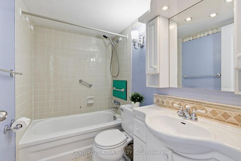 Photo 19 at 909 - 50 Baif Boulevard, North Richvale, Richmond Hill