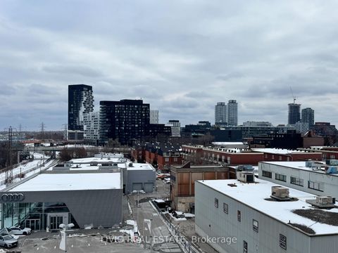 Photo 11 at 513 - 5 Defries Street, Regent Park, Toronto