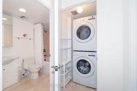 Photo 18 at 2612 - 16 Harrison Garden Boulevard, Willowdale East, Toronto