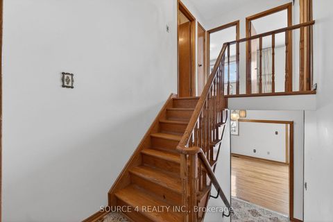 Photo 17 at 122 Dolores Road, Jane Heights, Toronto