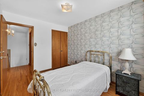 Photo 24 at 122 Dolores Road, Jane Heights, Toronto