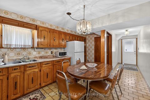 Photo 39 at 122 Dolores Road, Jane Heights, Toronto