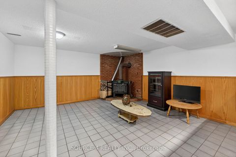 Photo 42 at 122 Dolores Road, Jane Heights, Toronto