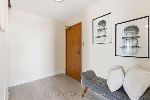 Photo 3 at 1006 - 215 Wynford Drive, Flemingdon Park, Toronto