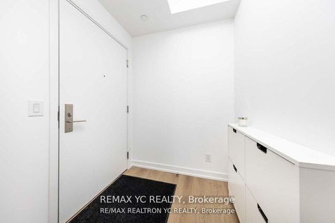 Photo 16 at 2516 - 20 Edward Street, Bay Street Corridor, Toronto