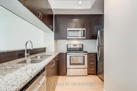 Photo 11 at 610 - 68 Merton Street, Mount Pleasant West, Toronto