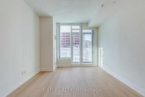 Photo 15 at 610 - 68 Merton Street, Mount Pleasant West, Toronto