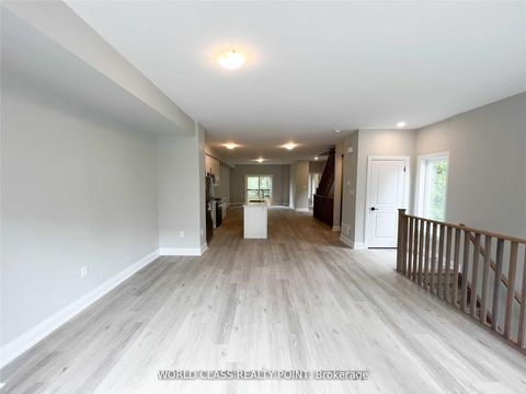 Photo 1 at 1490 Purchase Place, Lefroy, Innisfil