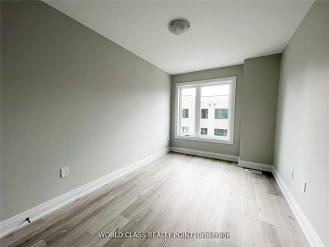 Photo 13 at 1490 Purchase Place, Lefroy, Innisfil