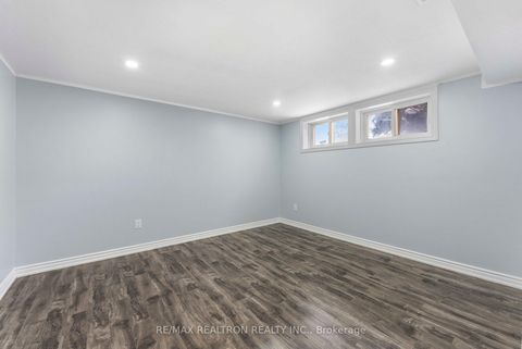 Photo 26 at 82 Kingston Road, London, Newmarket