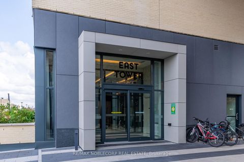 Photo 4 at 731 - 100 Eagle Rock Way, Rural Vaughan, Vaughan