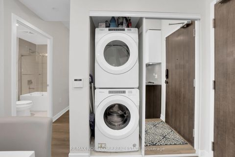 Photo 19 at 731 - 100 Eagle Rock Way, Rural Vaughan, Vaughan