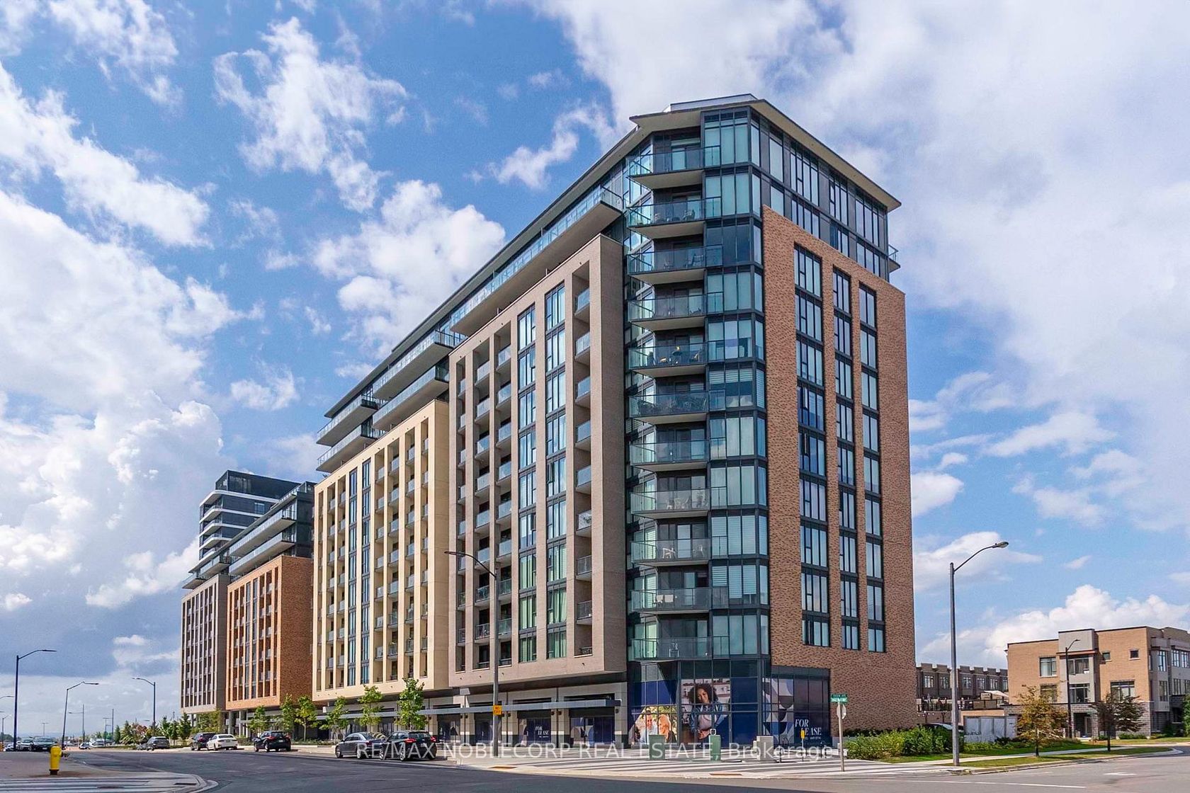 731 - 100 Eagle Rock Way, Rural Vaughan, Vaughan photo 4