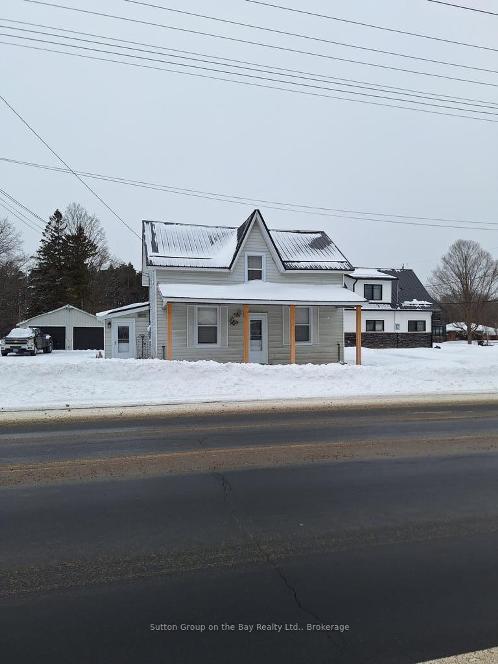 4154 County Road 24 Highway, Nottawa, Clearview photo number 2