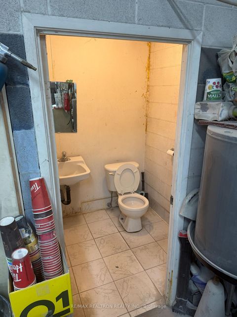 Photo 8 at 132-134 Limestone Crescent, York University Heights, Toronto