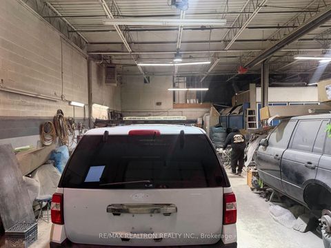 Photo 23 at 132-134 Limestone Crescent, York University Heights, Toronto