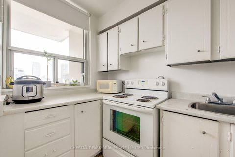 Photo 6 at PH7 - 40 Homewood Avenue, South St. James Town, Toronto