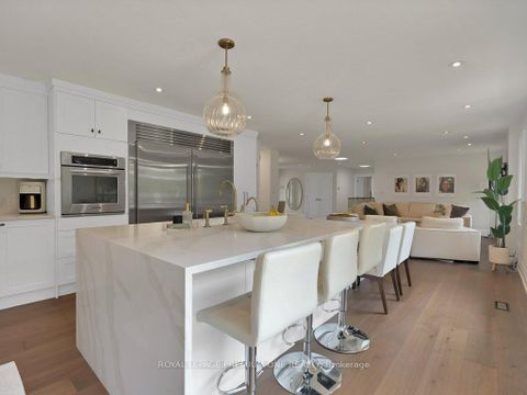 Photo 8 at 27 Cain Court, Nobleton, King