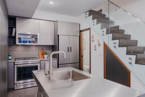 Photo 6 at 30 - 3 Elsie Lane, Junction, Toronto