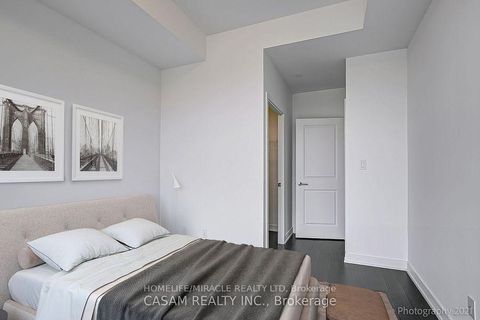 Photo 4 at 923 - 2799 Kingston Road, Cliffcrest, Toronto