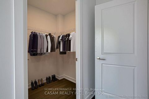 Photo 16 at 923 - 2799 Kingston Road, Cliffcrest, Toronto