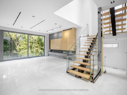 Photo 9 at 157 Old Forest Hill Road, Forest Hill North, Toronto