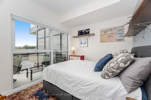 Photo 25 at 512 - 1 Neighbourhood Lane, Queensway, Toronto