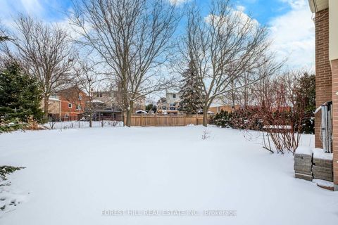 Photo 21 at 427 Mathews Court, Glenway Estates, Newmarket